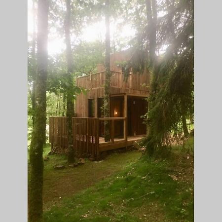 Adorable Chalet dans un espace boisé Saint-Junien Exterior foto